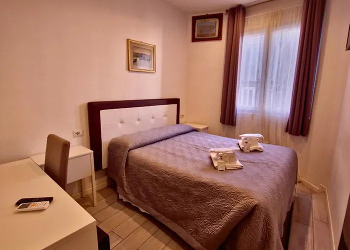 Otel Azzurra Roma